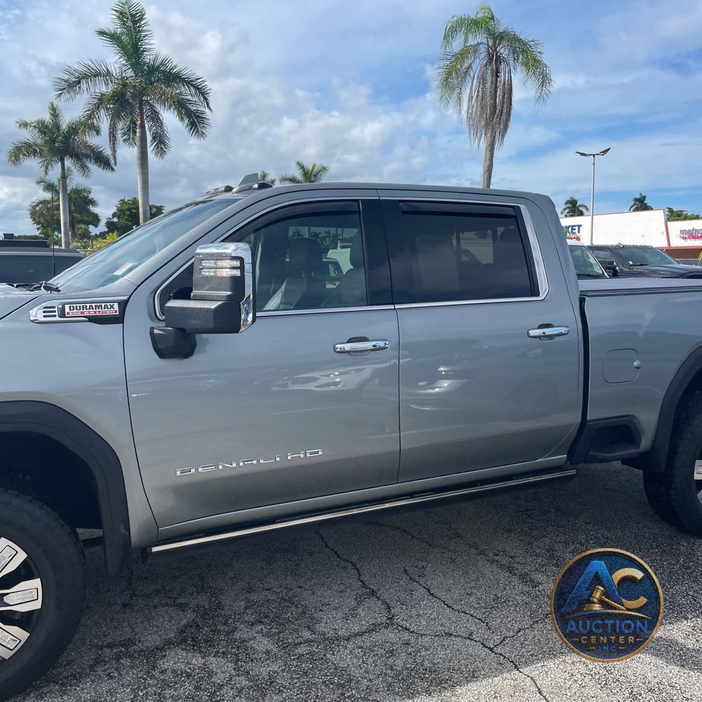 2024 GMC Sierra 2500HD Denali
