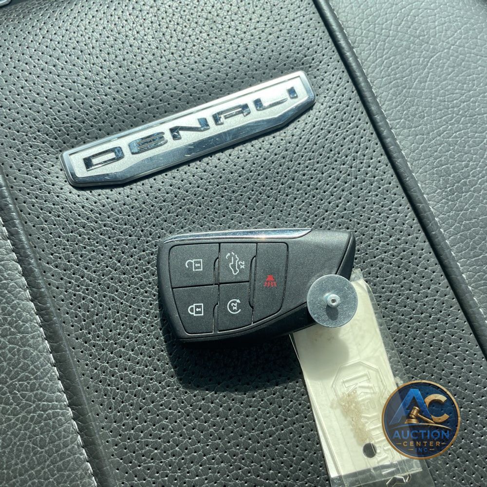 2024 GMC Sierra 2500HD Denali