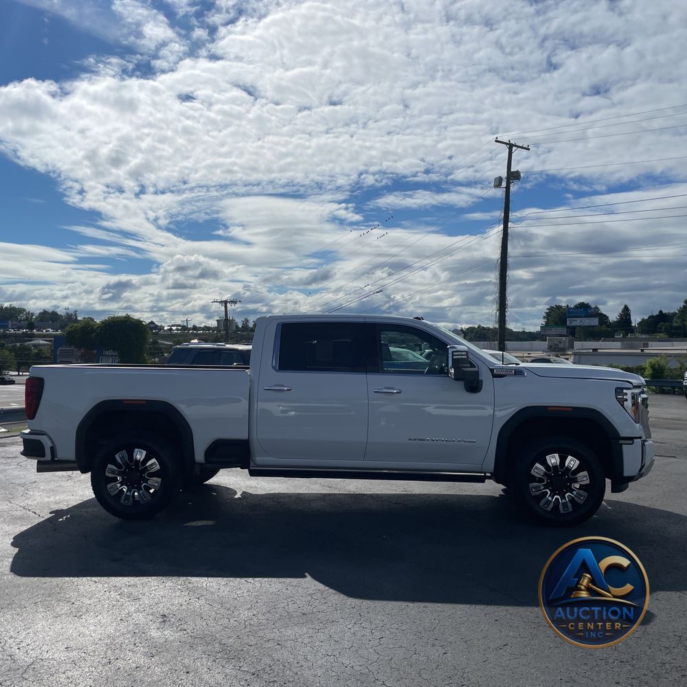 2024 GMC Sierra 2500HD Denali