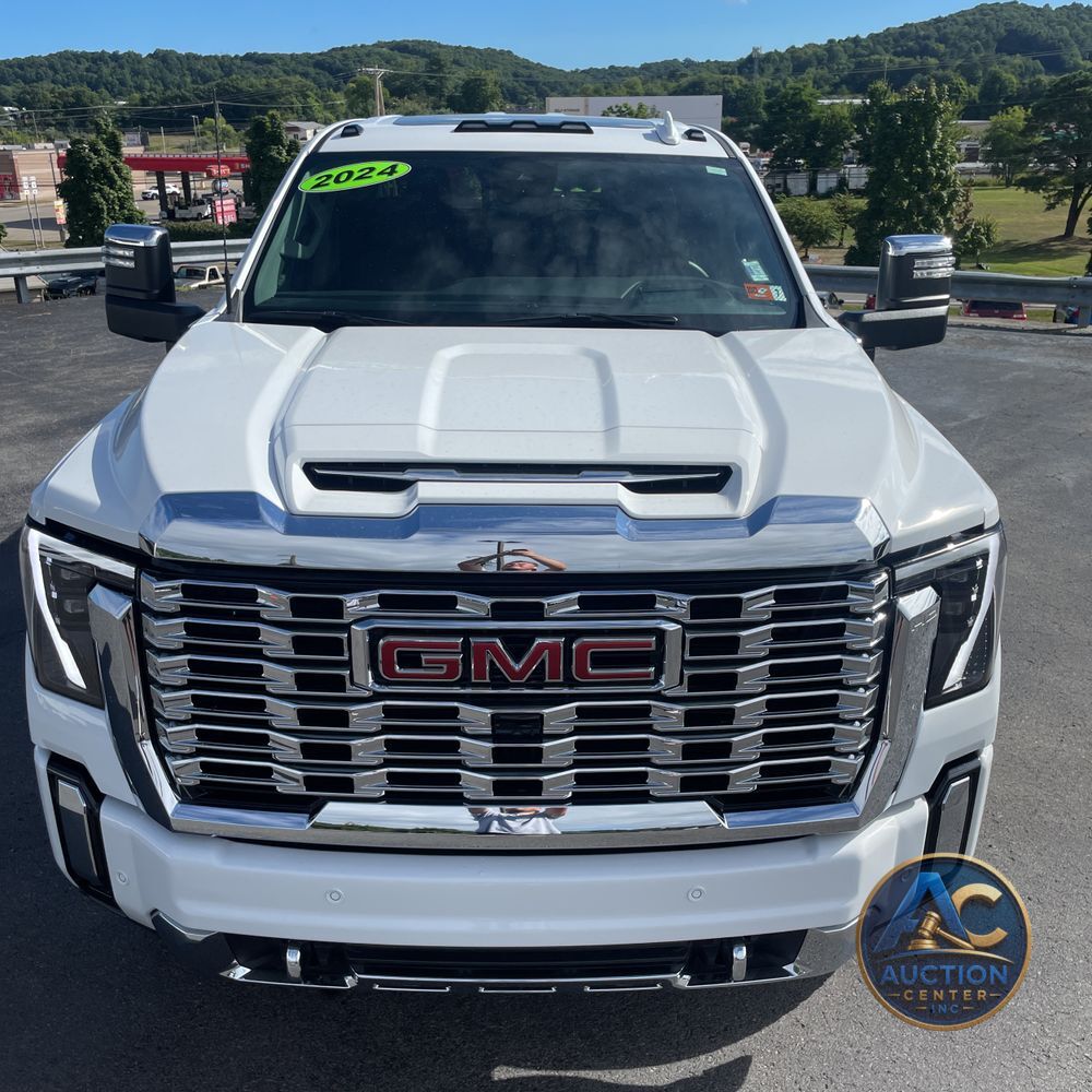 2024 GMC Sierra 2500HD Denali