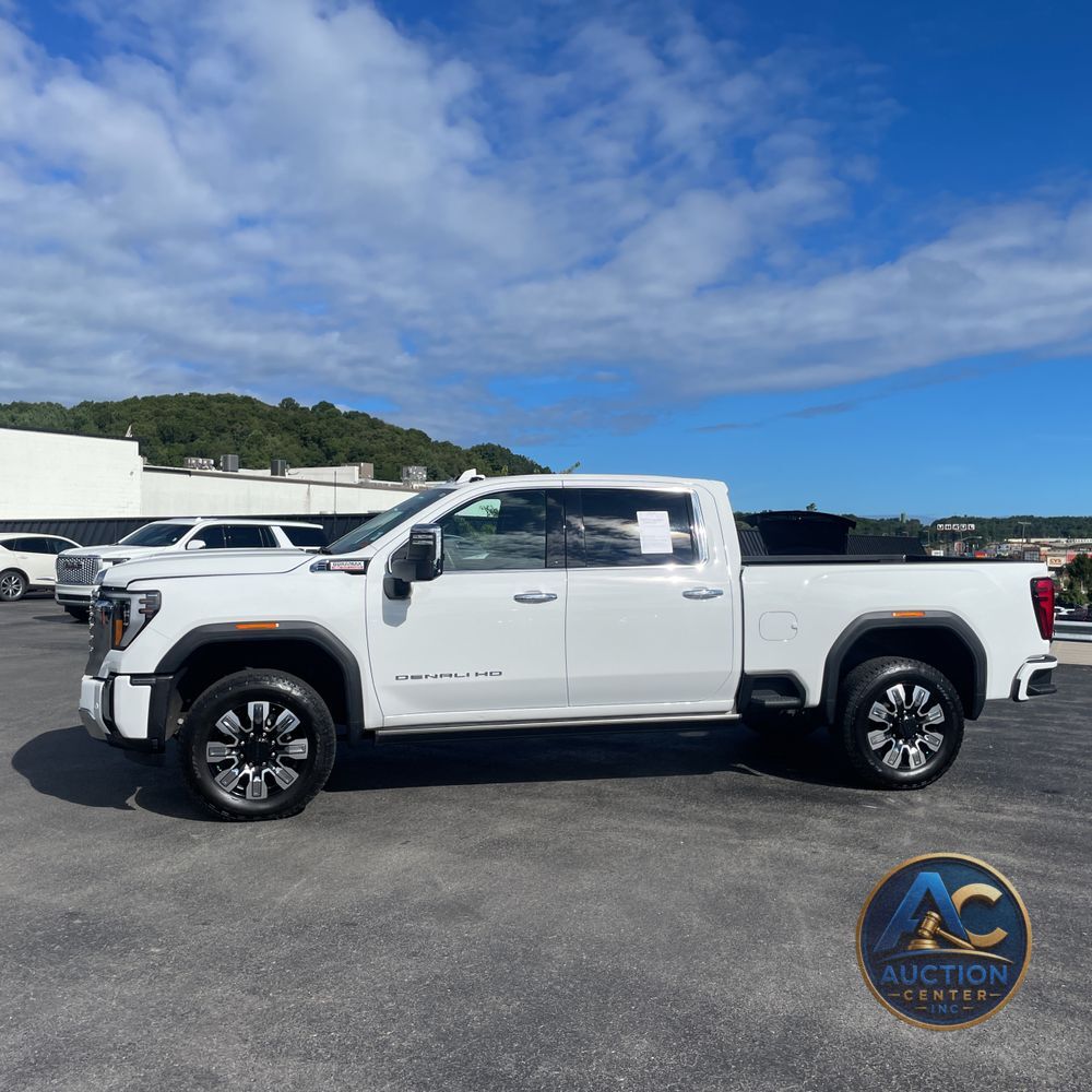2024 GMC Sierra 2500HD Denali