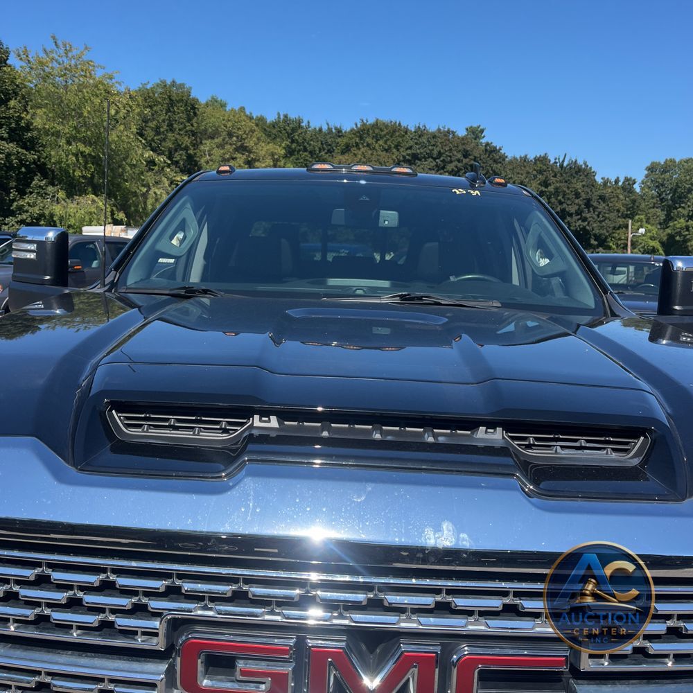2023 GMC Sierra 2500 Denali