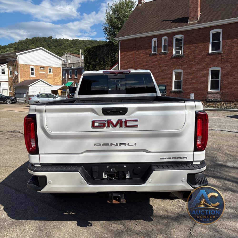 2022 GMC Sierra 2500HD Denali
