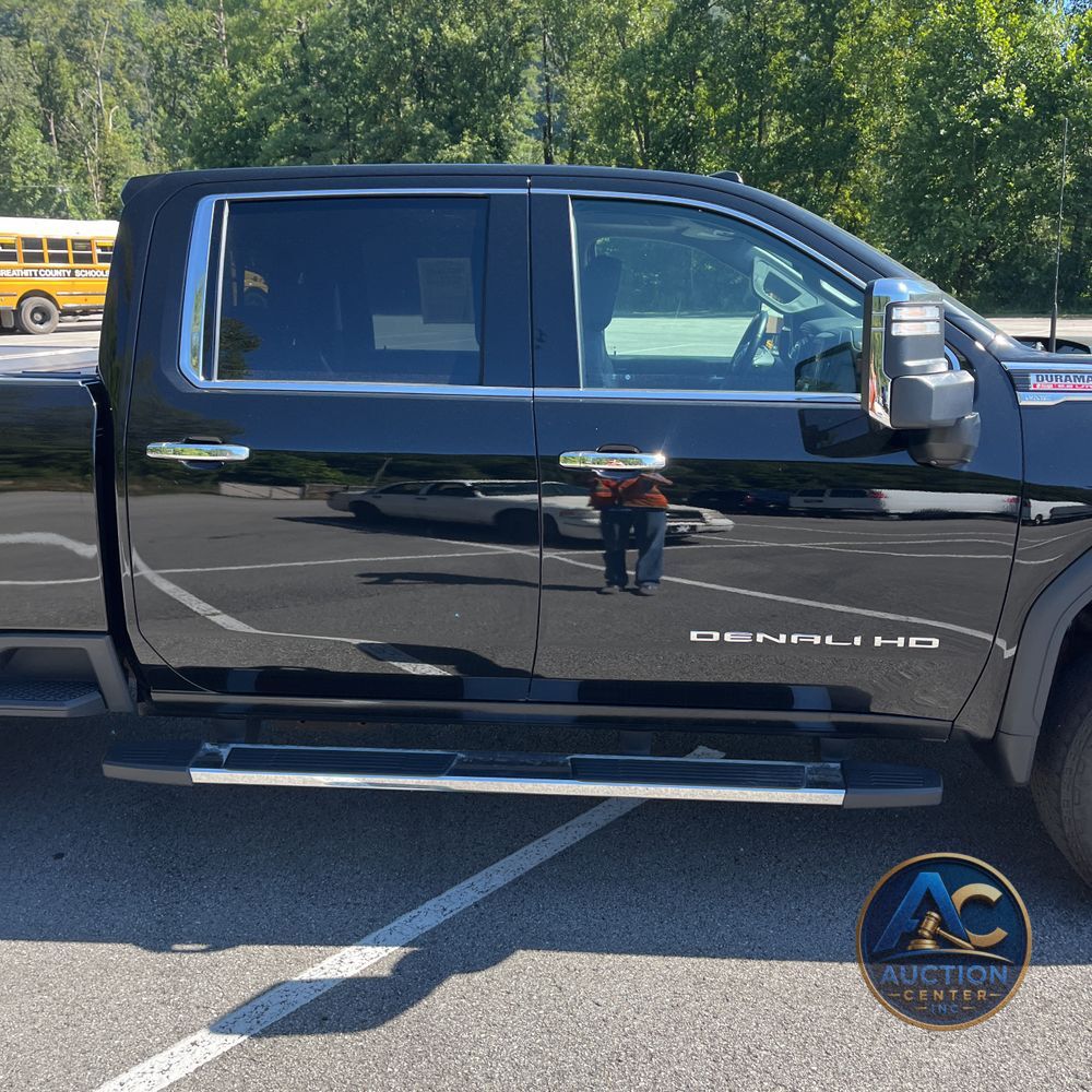 2023 GMC Sierra 2500 Denali
