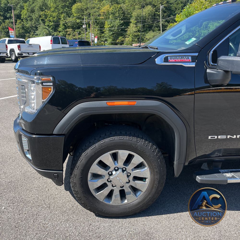 2023 GMC Sierra 2500 Denali