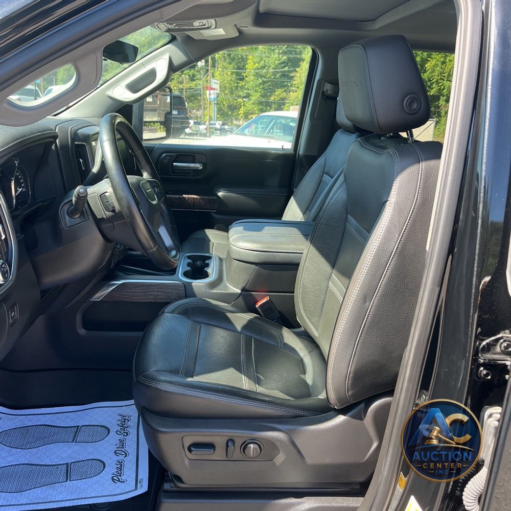 2023 GMC Sierra 2500 Denali
