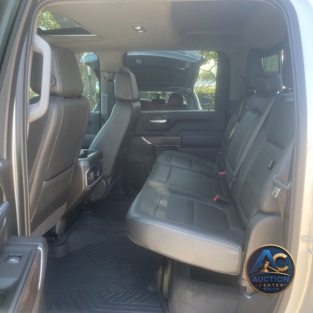 2023 GMC Sierra 2500HD Denali