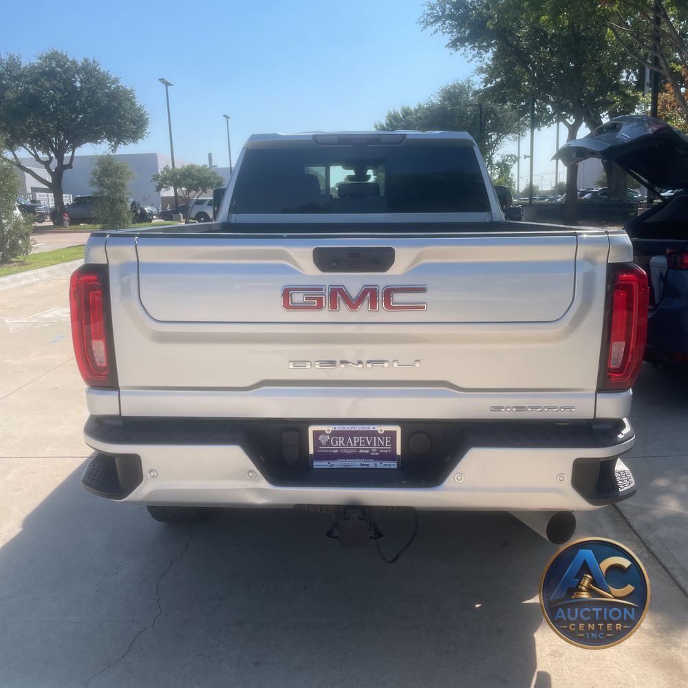 2023 GMC Sierra 2500HD Denali