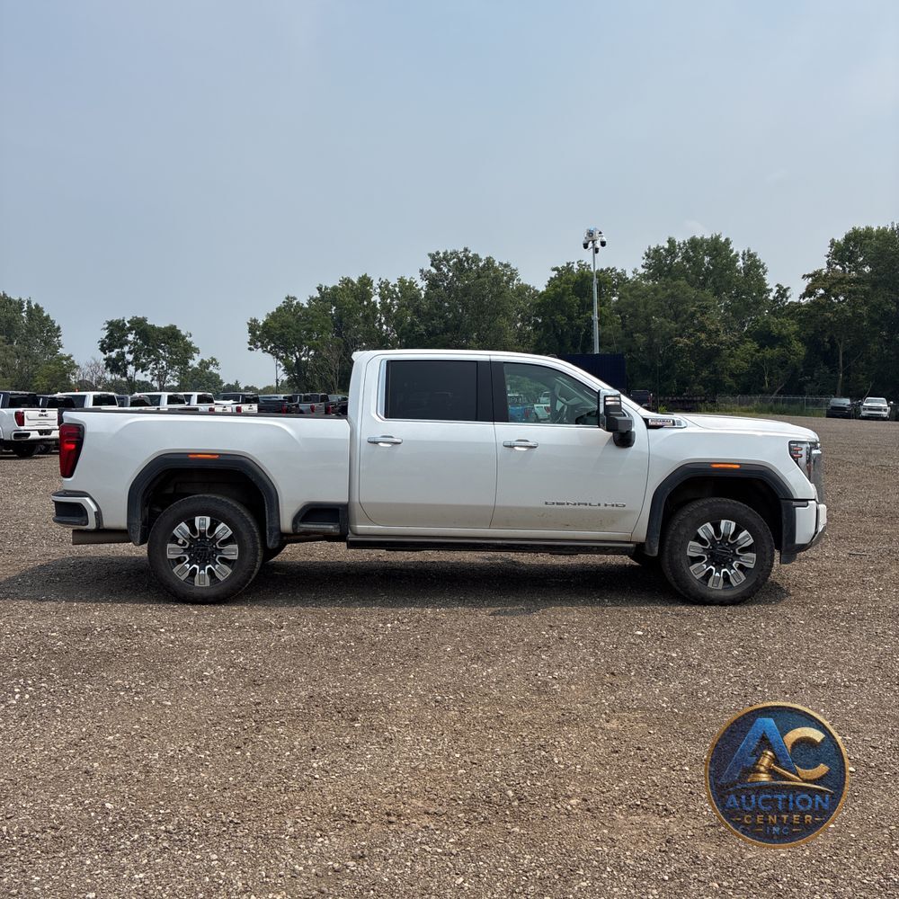 2024 GMC Sierra 2500 Denali