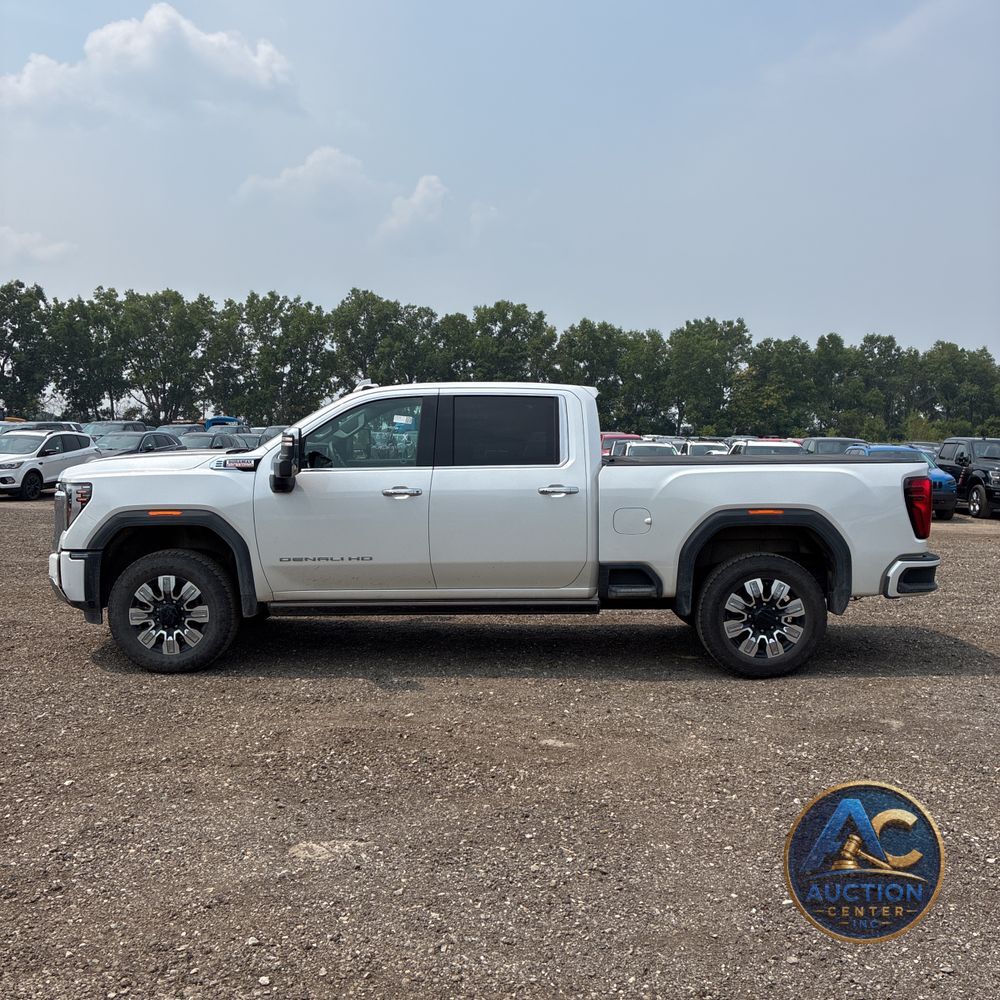 2024 GMC Sierra 2500 Denali
