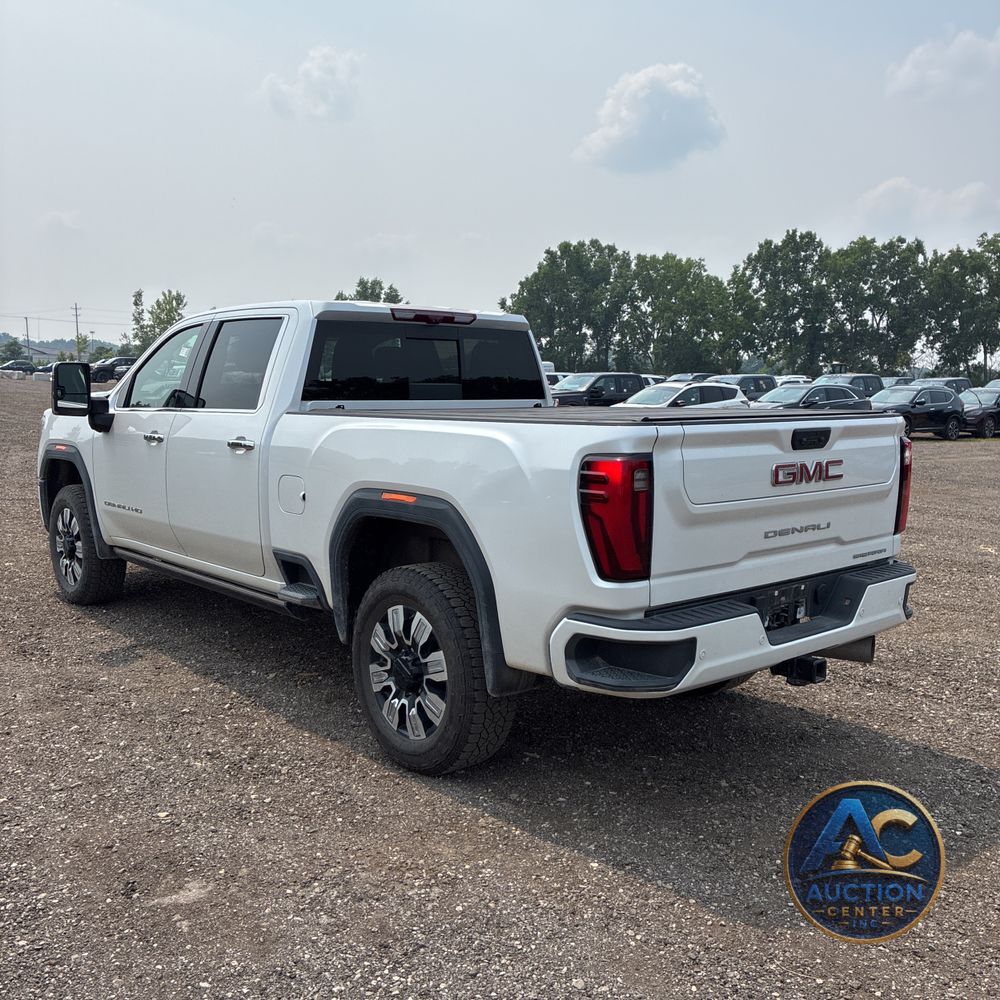 2024 GMC Sierra 2500 Denali