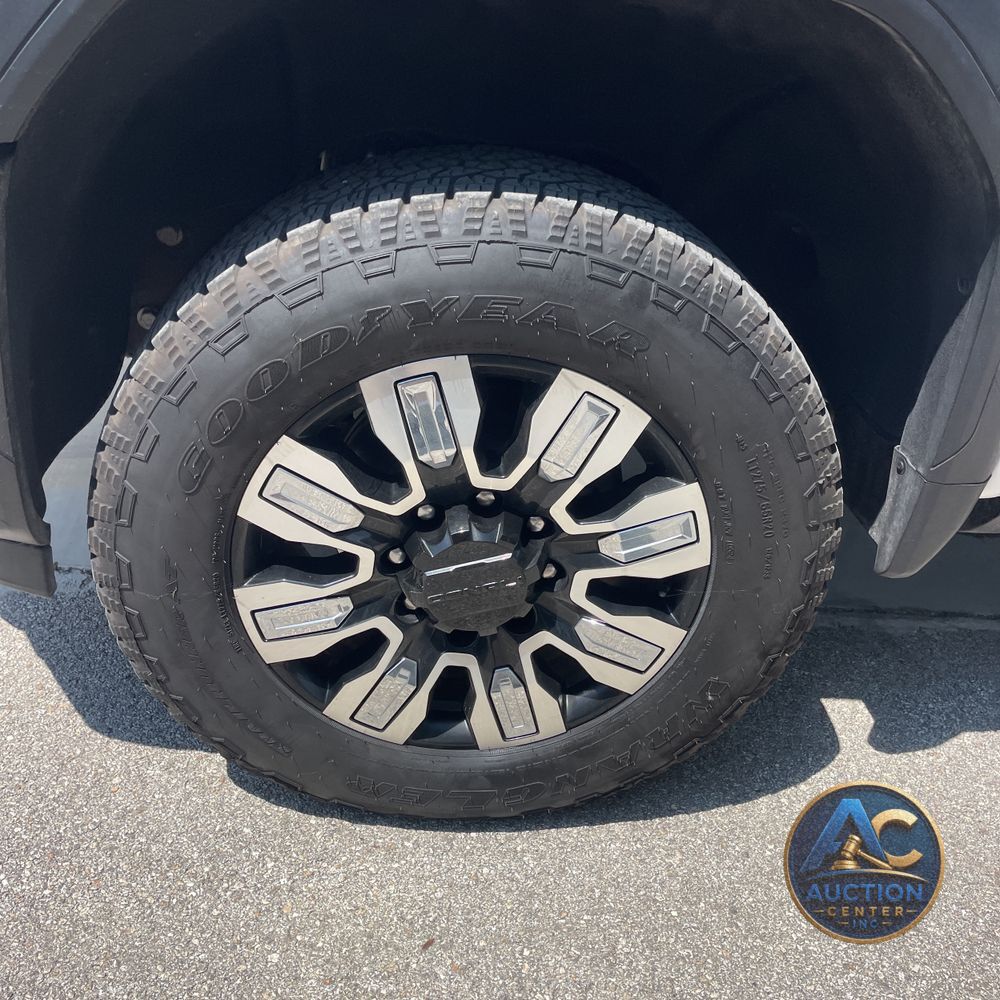 2024 GMC Sierra 2500HD Denali