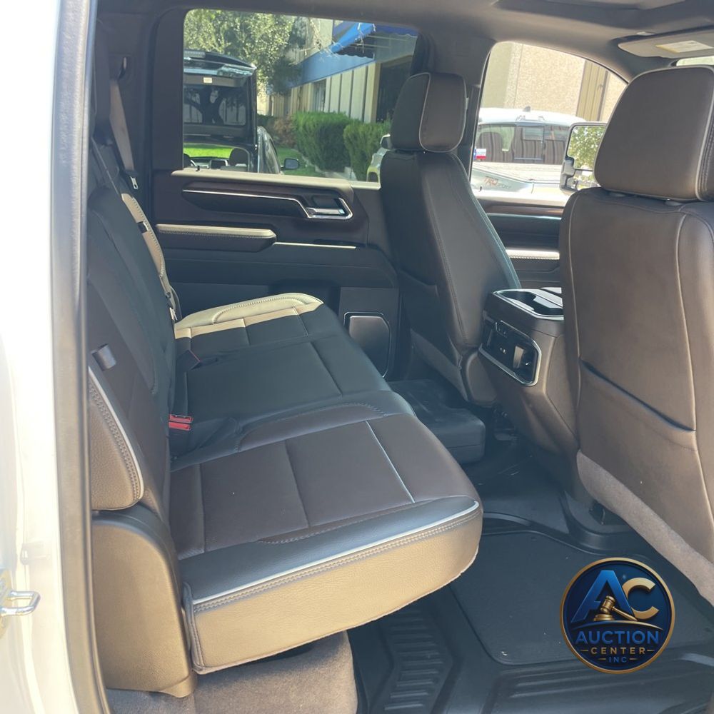 2024 GMC Sierra 2500HD Denali