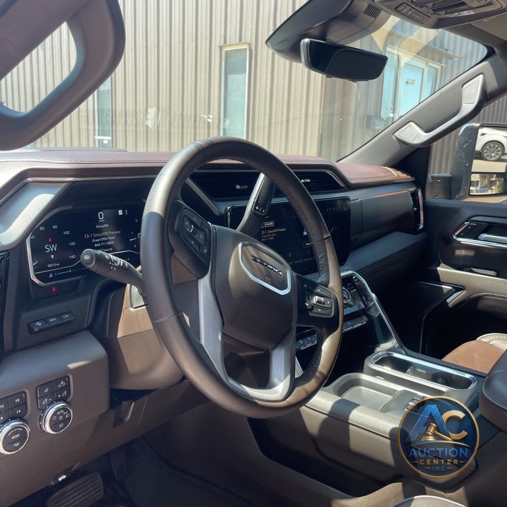 2024 GMC Sierra 2500HD Denali
