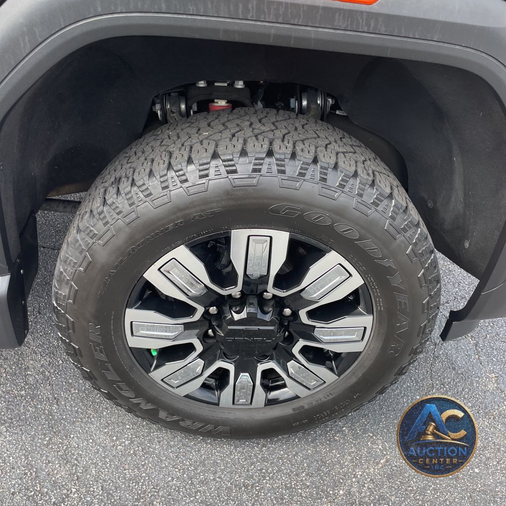 2024 GMC Sierra 2500 Denali