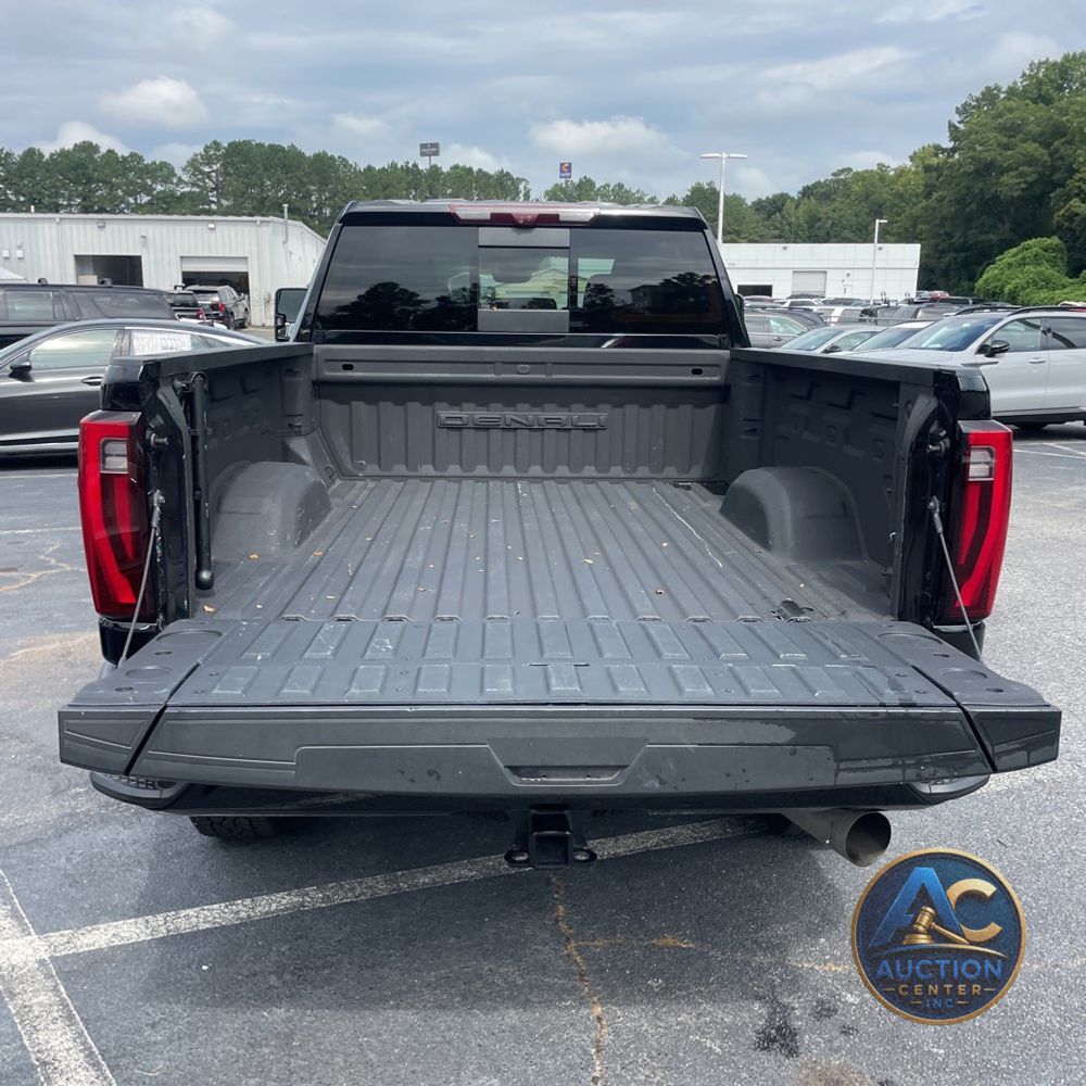 2024 GMC Sierra 2500 Denali