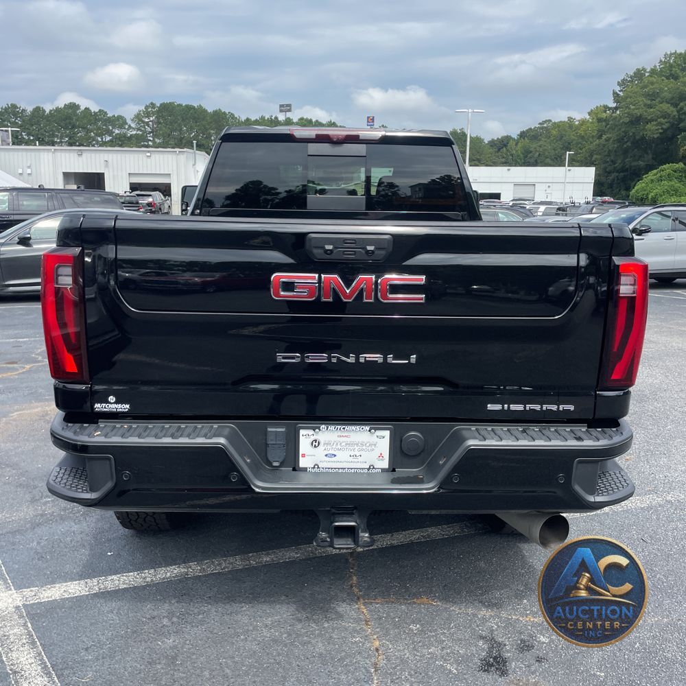 2024 GMC Sierra 2500 Denali