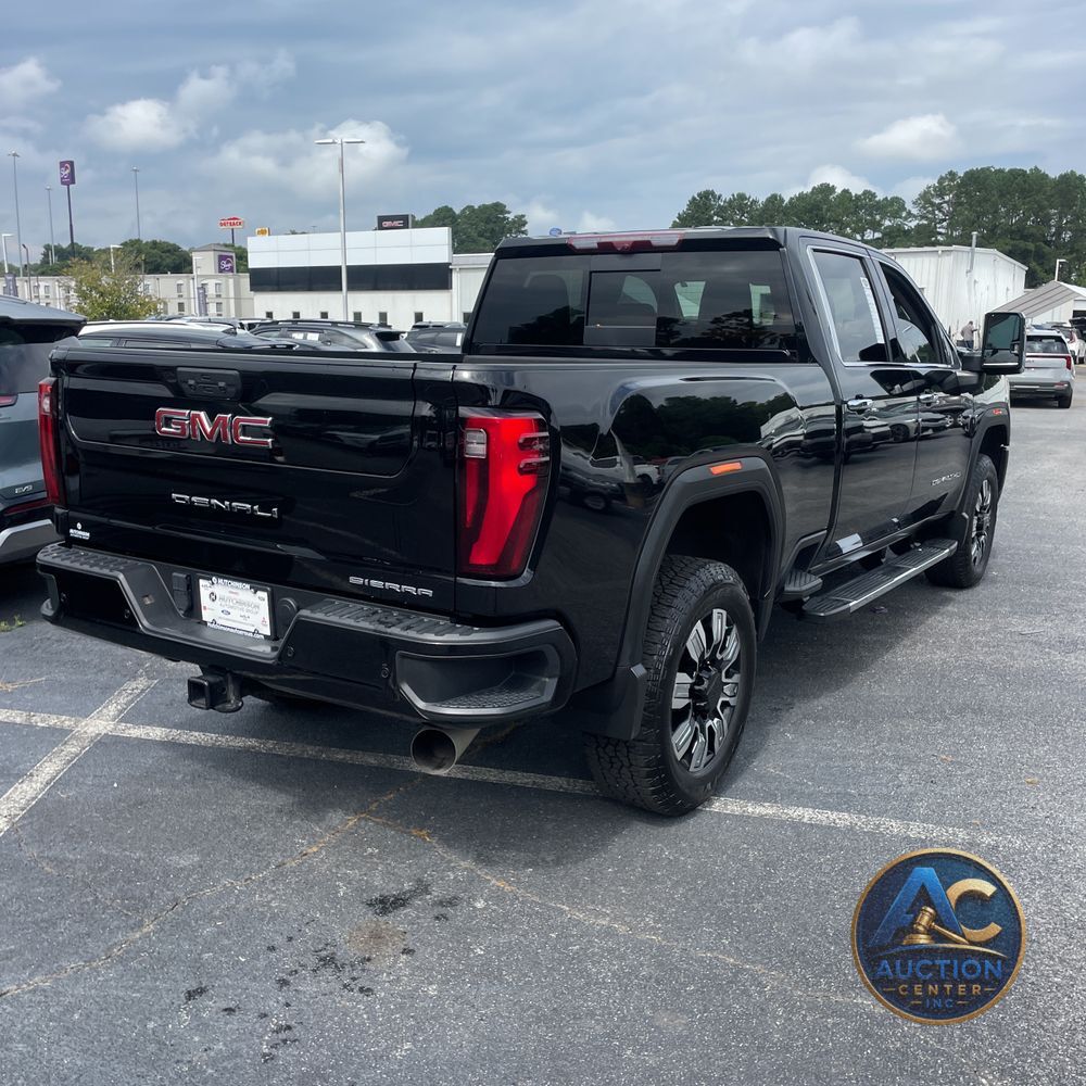 2024 GMC Sierra 2500 Denali