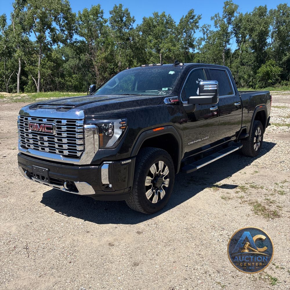 2024 GMC Sierra 2500 Denali