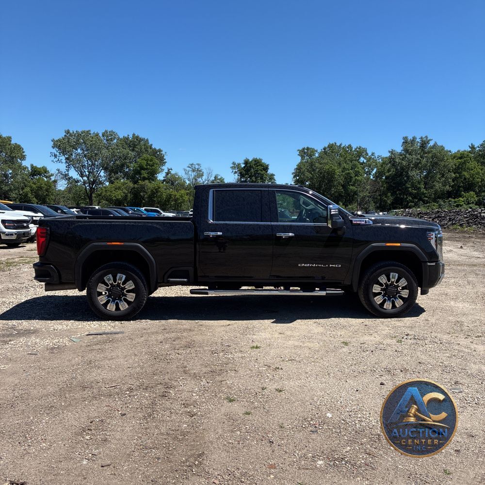 2024 GMC Sierra 2500 Denali