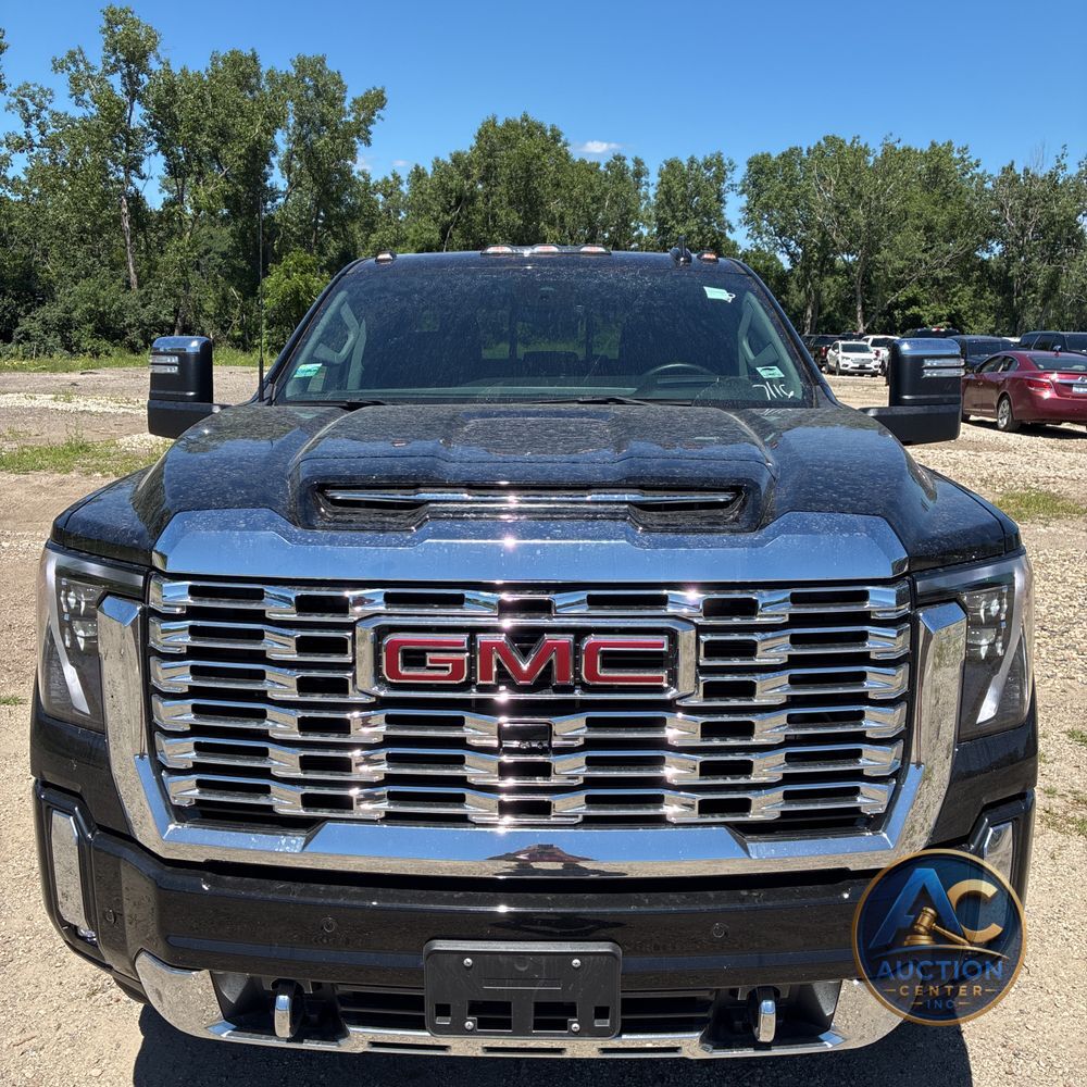 2024 GMC Sierra 2500 Denali