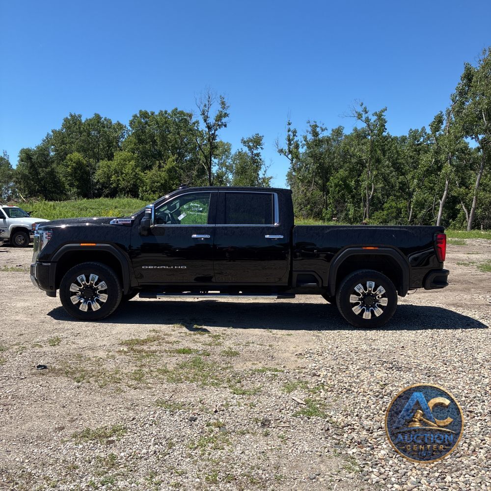 2024 GMC Sierra 2500 Denali