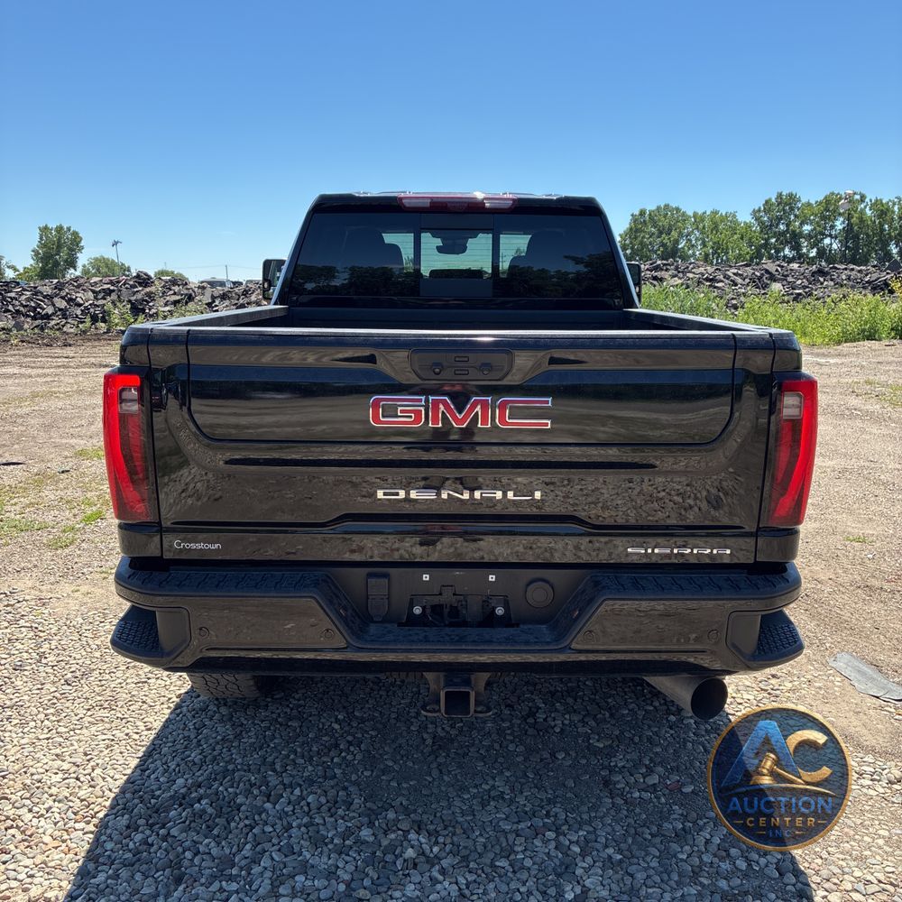 2024 GMC Sierra 2500 Denali