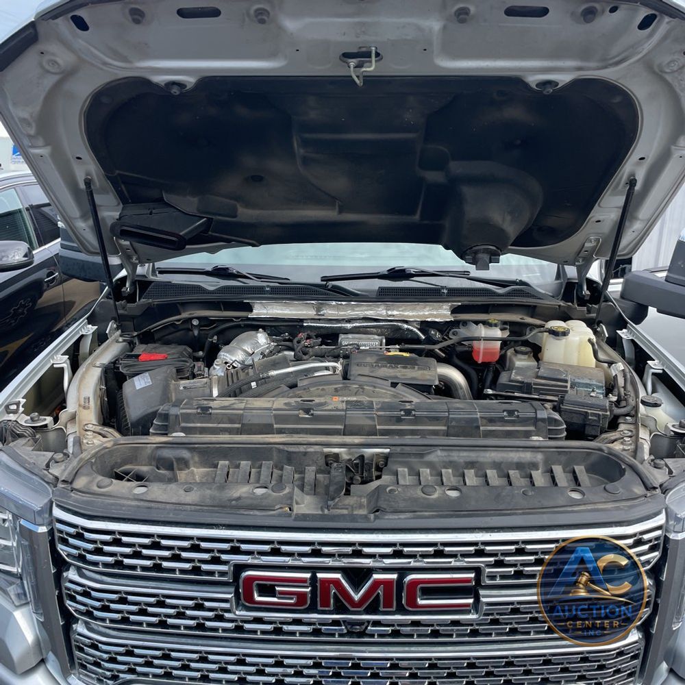 2020 GMC Sierra 2500HD Denali