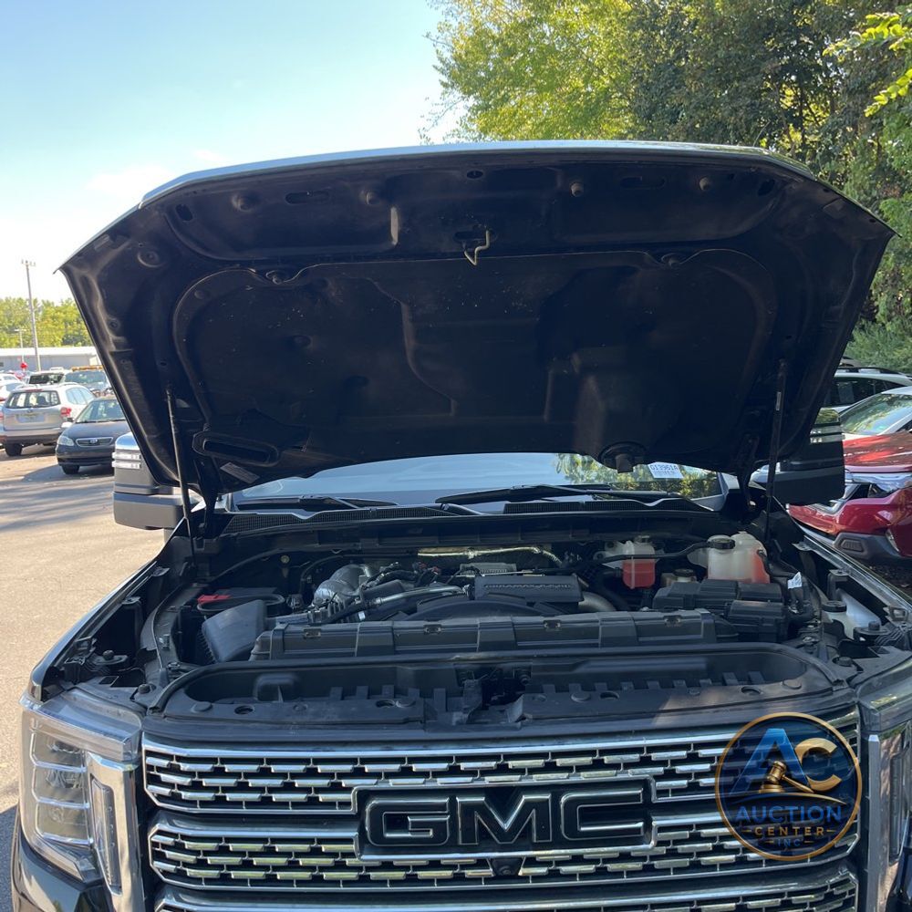 2023 GMC Sierra 2500HD Denali