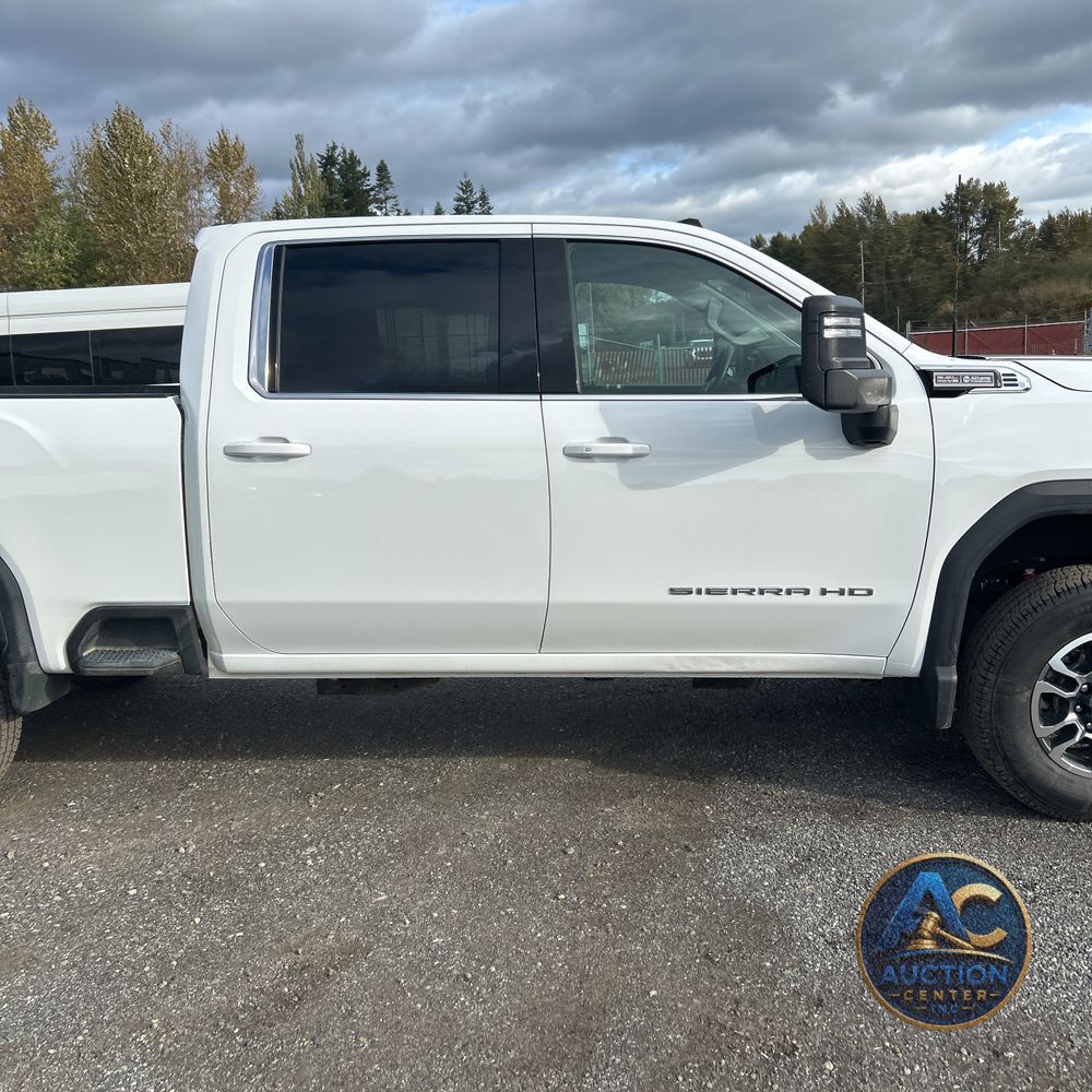 2024 GMC Sierra 3500 SLE