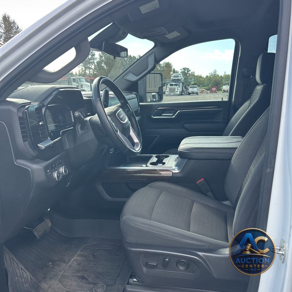 2024 GMC Sierra 3500 SLE