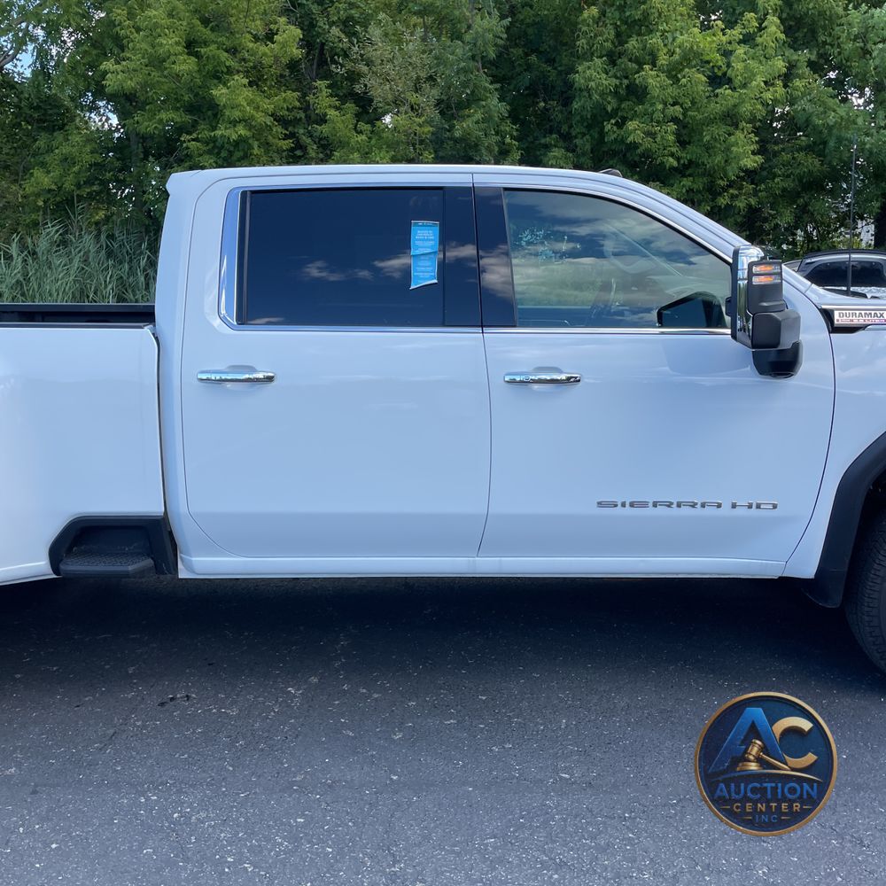 2024 GMC Sierra 3500 SLT