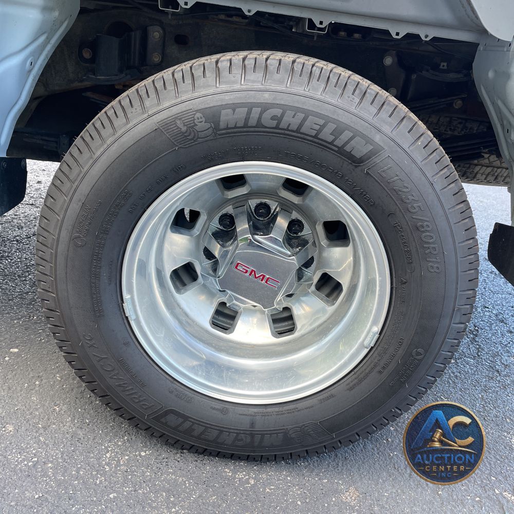 2024 GMC Sierra 3500 SLT