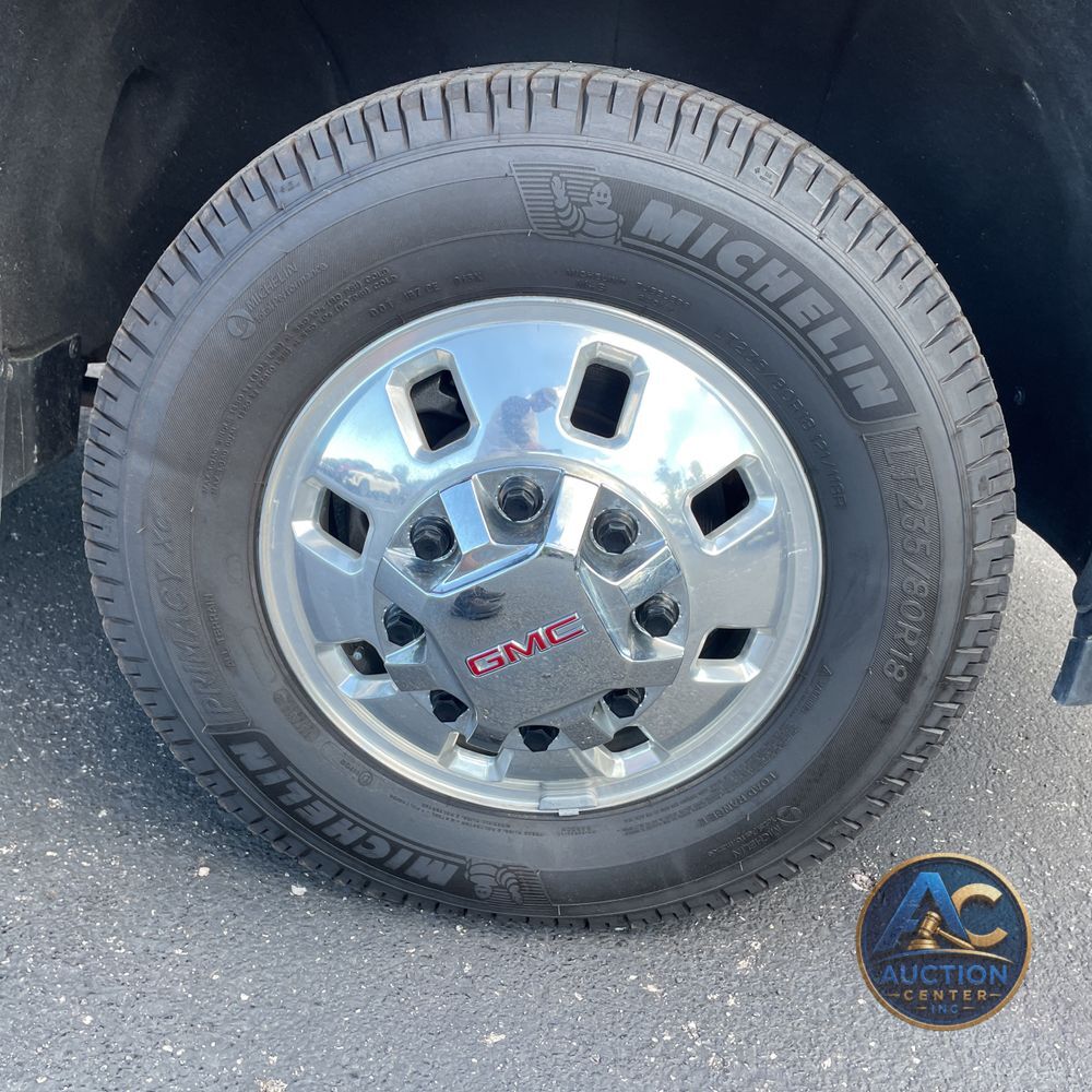 2024 GMC Sierra 3500 SLT