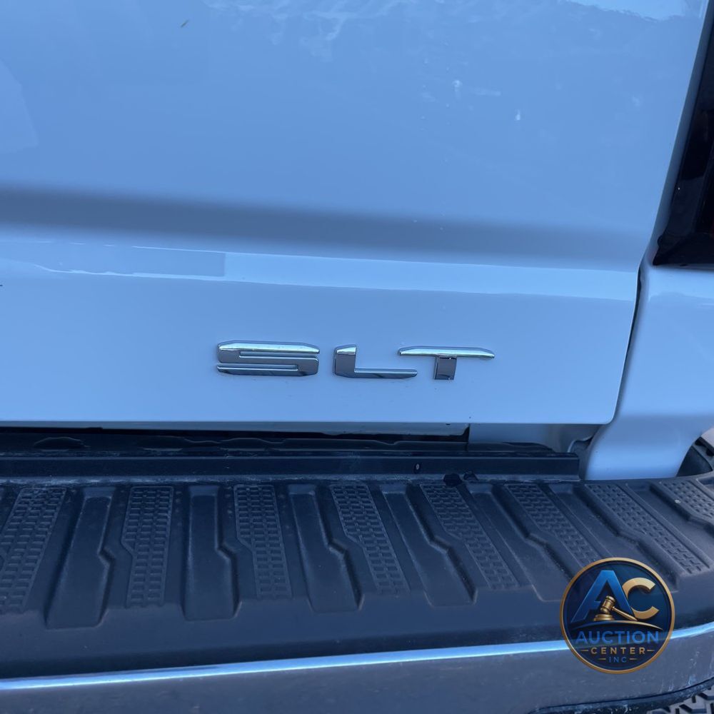 2024 GMC Sierra 3500 SLT