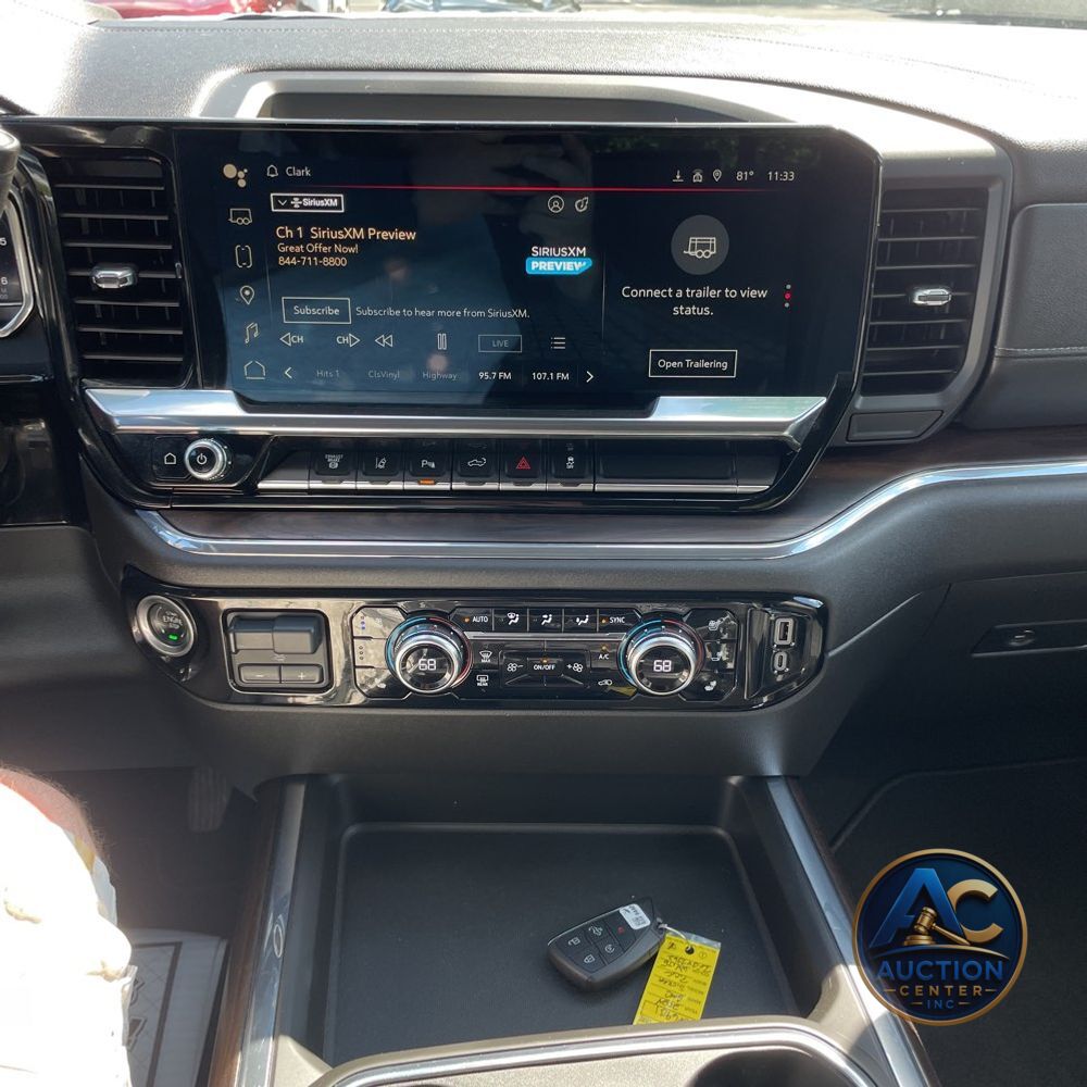 2024 GMC Sierra 3500 SLT