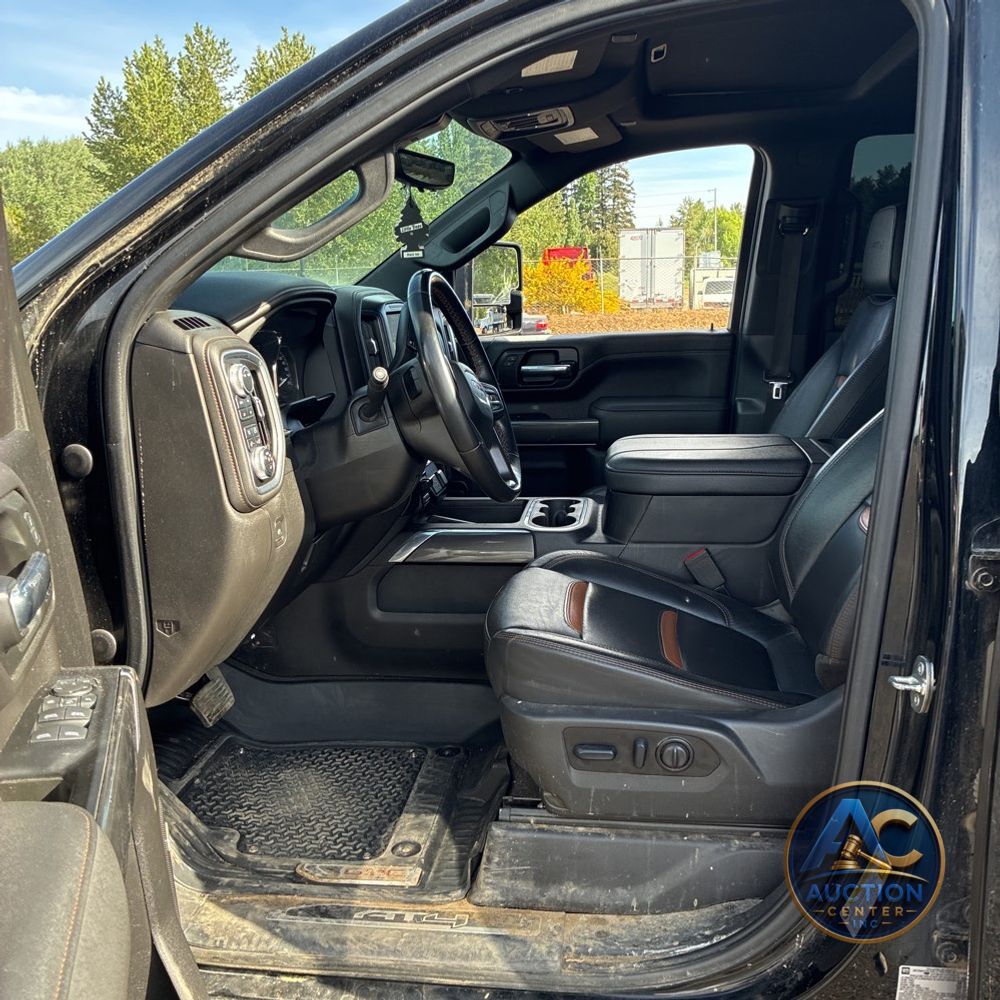 2023 GMC Sierra 3500 AT4