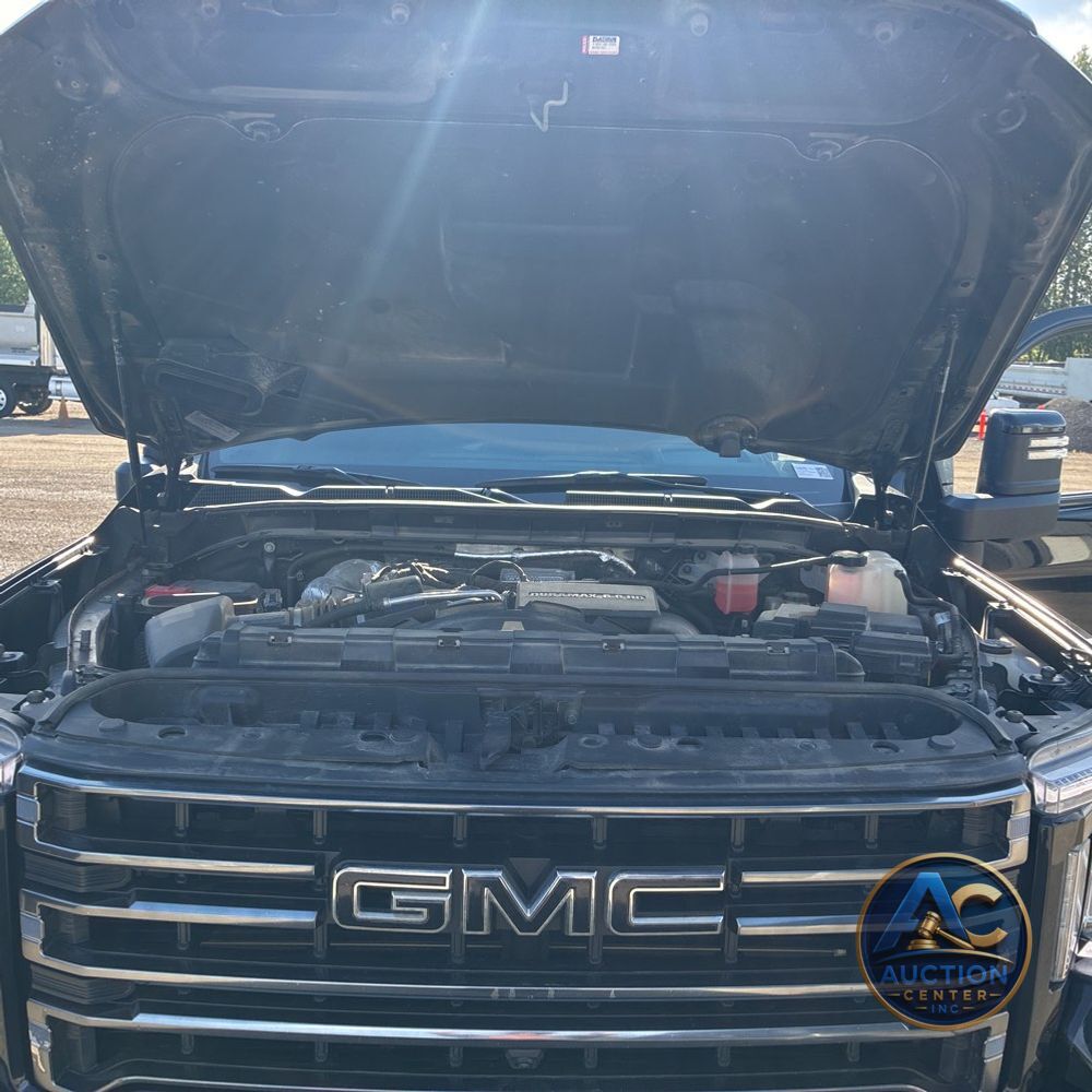 2023 GMC Sierra 3500 AT4