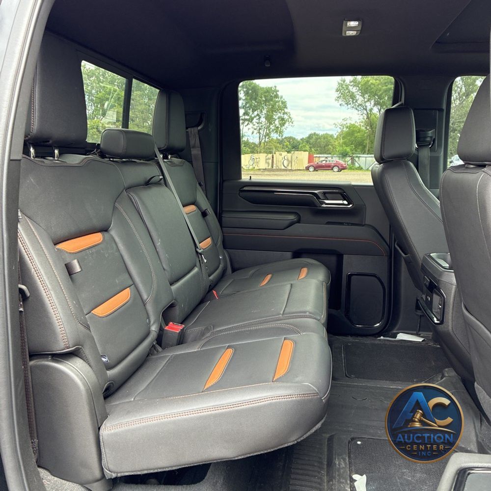 2024 GMC Sierra 3500 AT4
