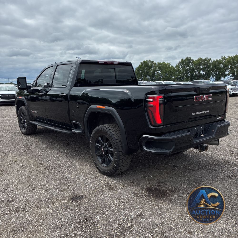 2024 GMC Sierra 3500 AT4