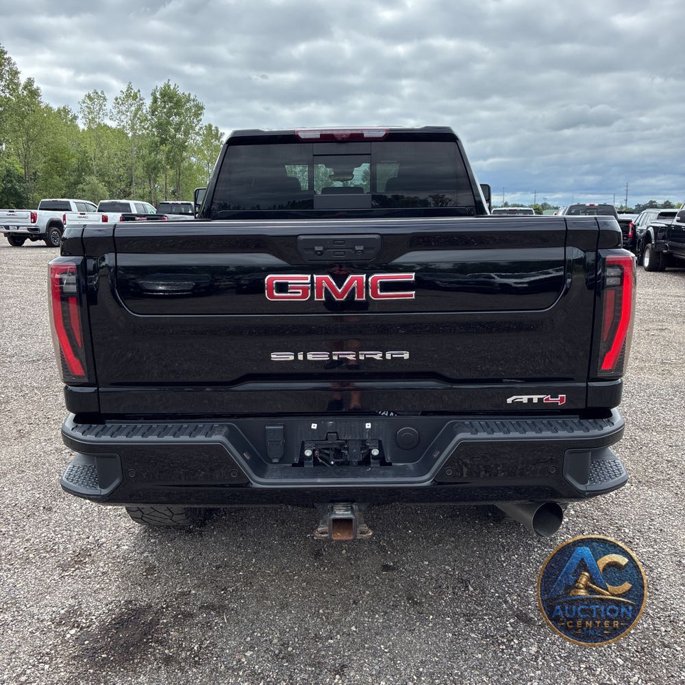 2024 GMC Sierra 3500 AT4