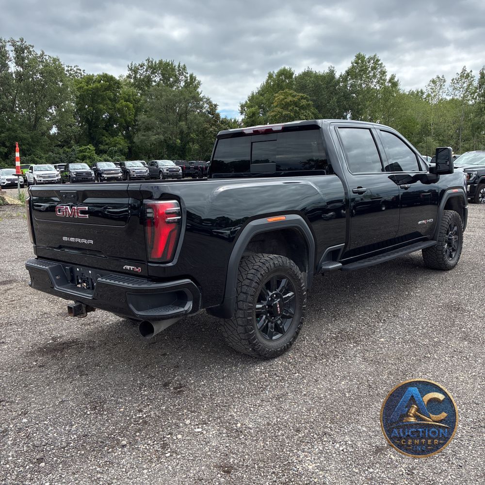 2024 GMC Sierra 3500 AT4