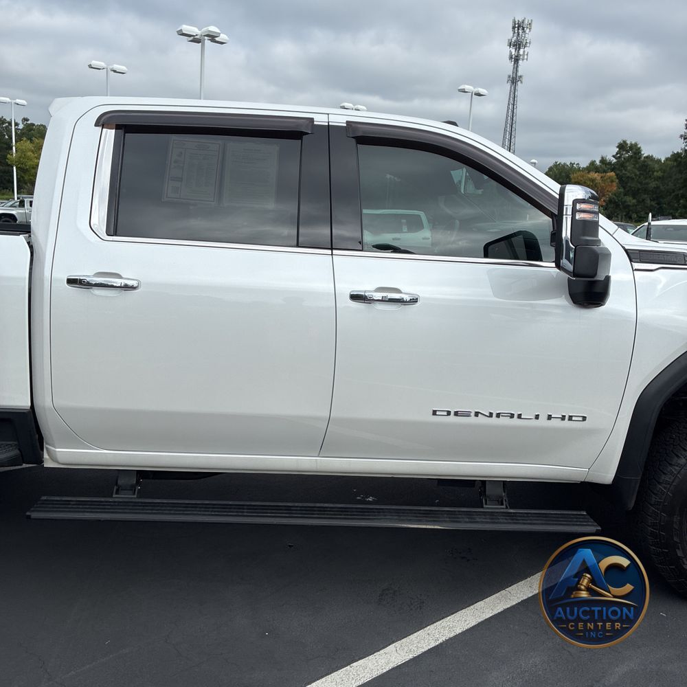 2022 GMC Sierra 3500HD Denali