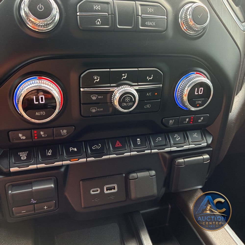 2022 GMC Sierra 3500HD Denali