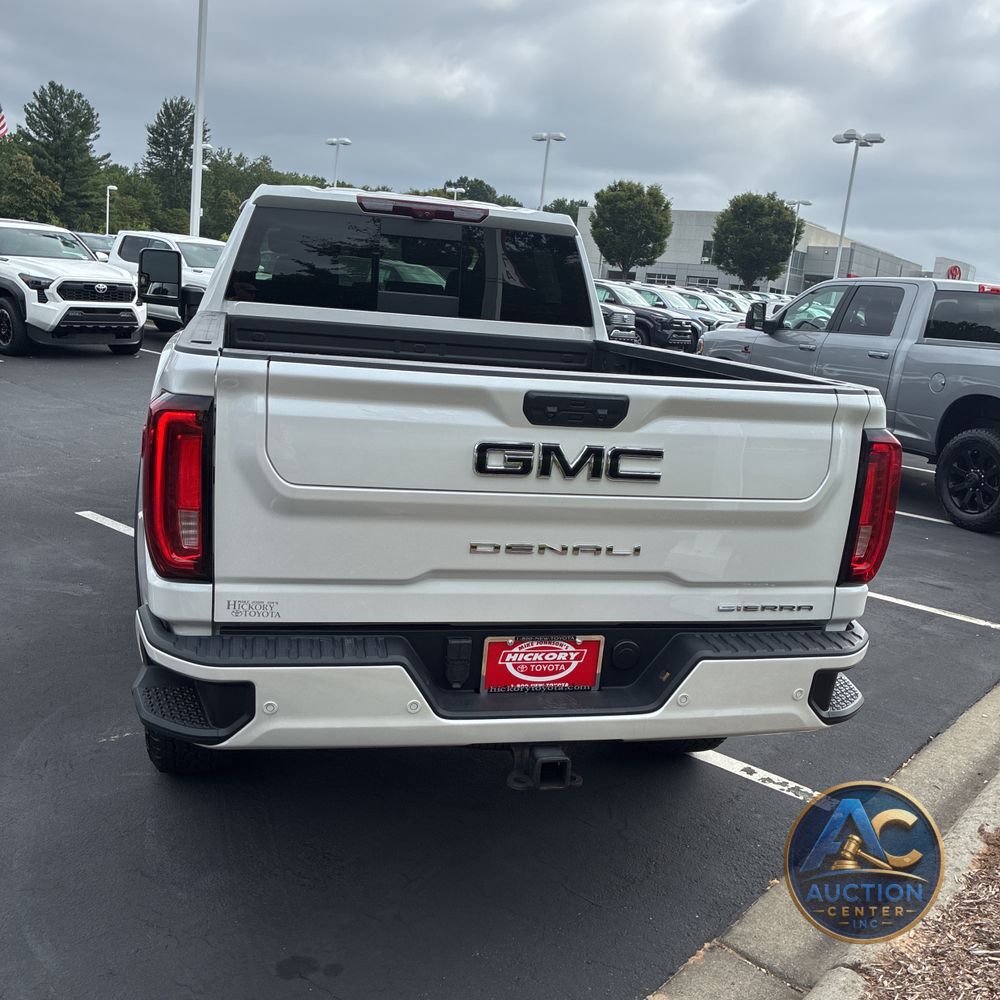 2022 GMC Sierra 3500HD Denali