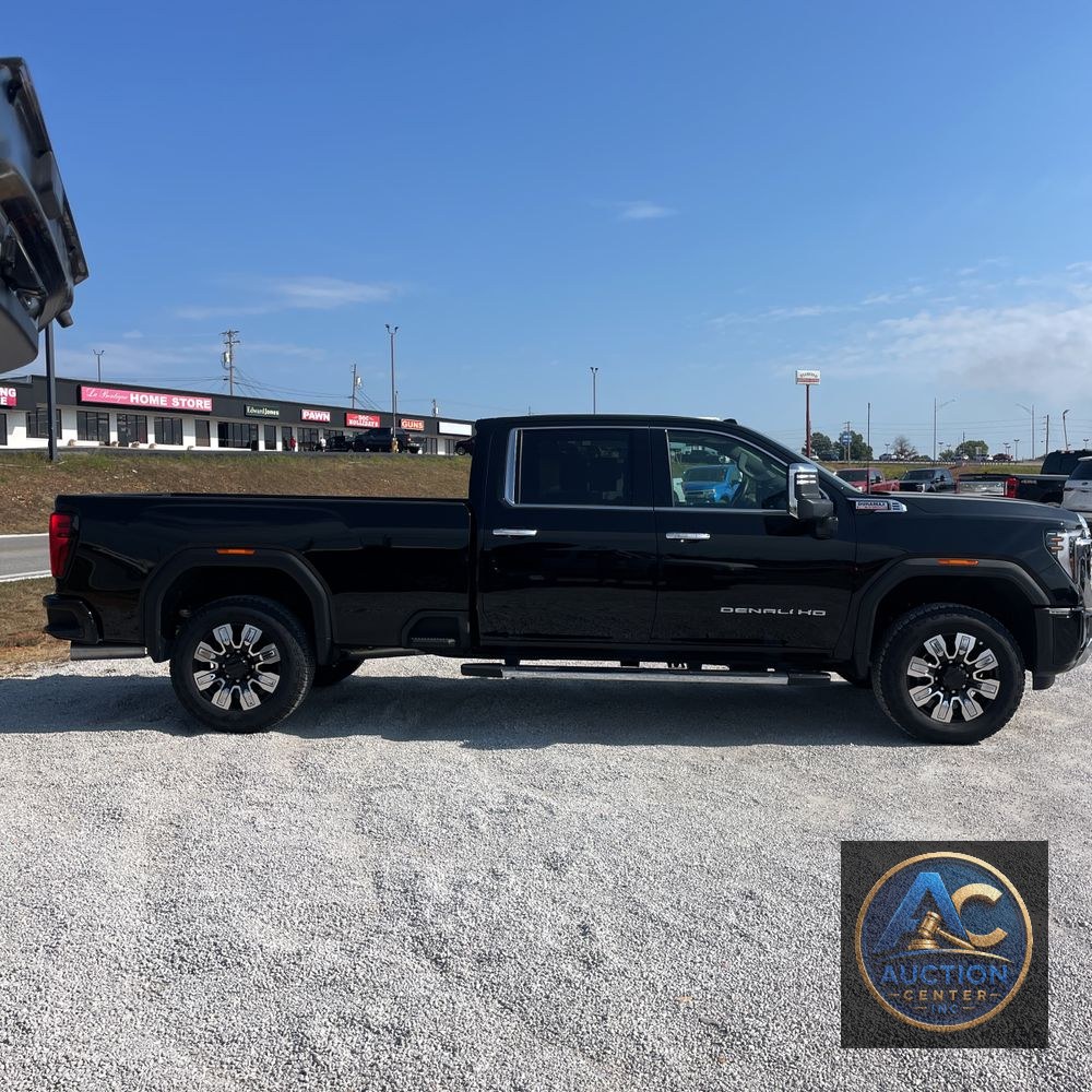 2024 GMC Sierra 3500HD Denali