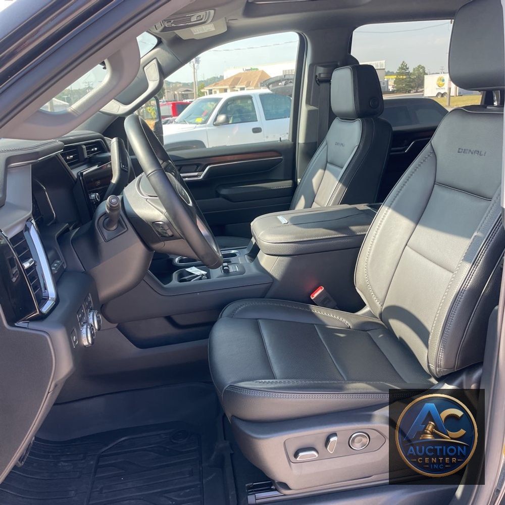 2024 GMC Sierra 3500HD Denali