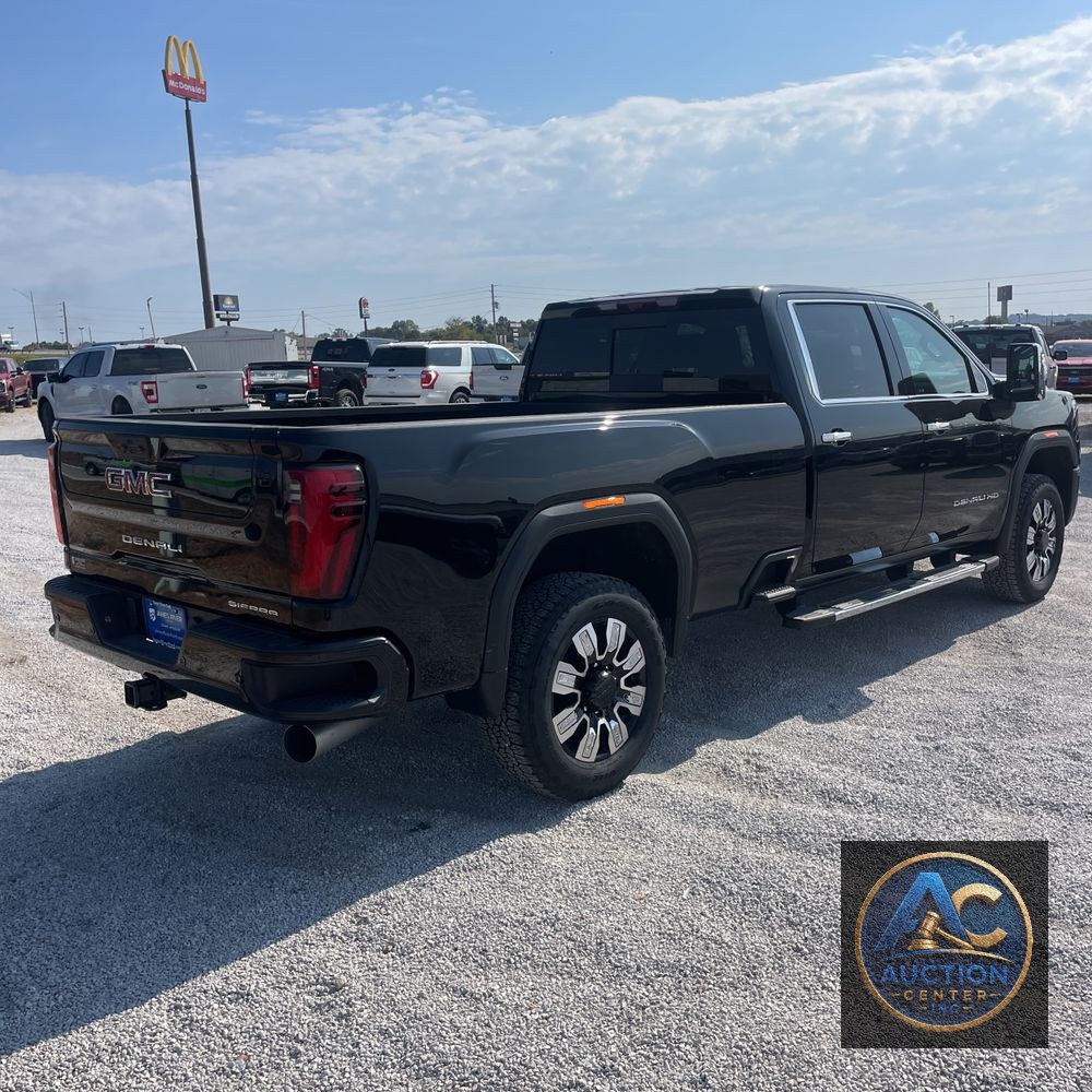 2024 GMC Sierra 3500HD Denali