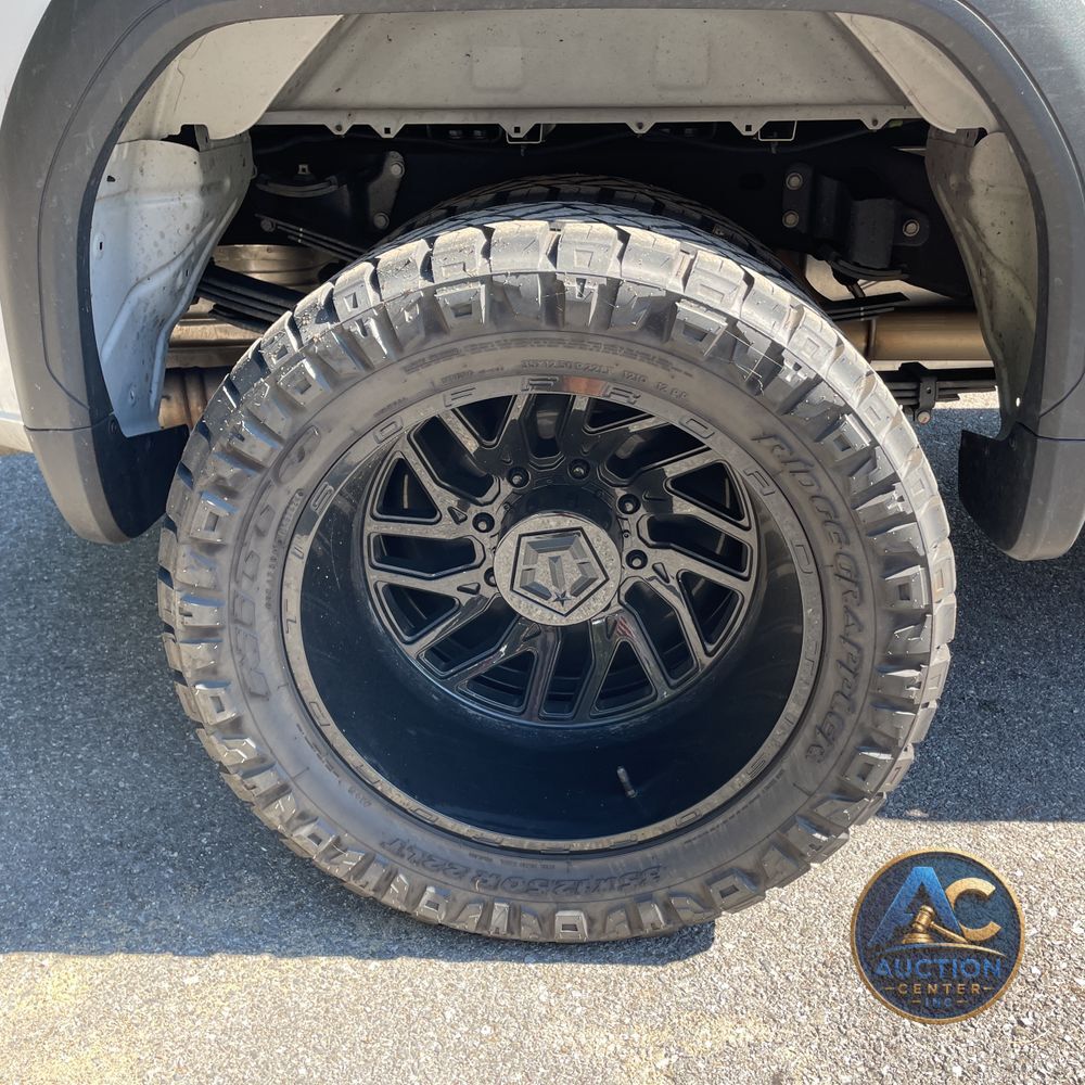 2024 GMC Sierra 3500HD Denali