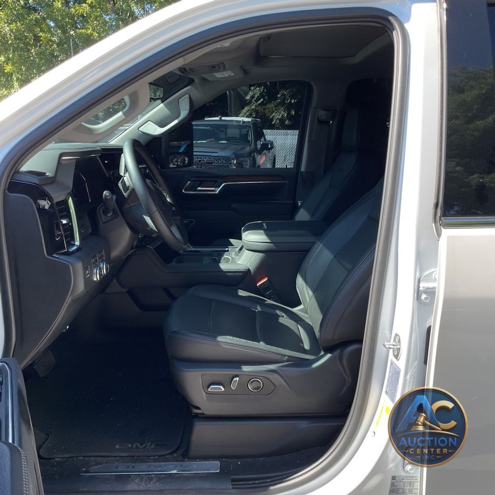 2024 GMC Sierra 3500HD Denali